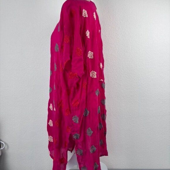 Johnny Was women's large hot pink embroidered floral short sleeve tunic top - Picture 6 of 8